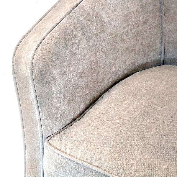 Luxe Barrel-Back Traditional Swivel Chair - Image 3